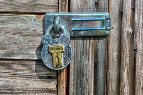Outbuilding and Garage Locks in Derby